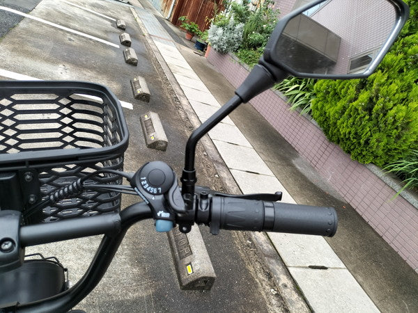 ミラーの取り付け